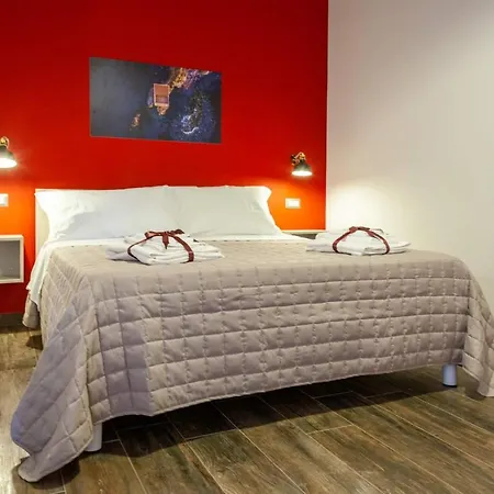 Guest house Five Brolo
