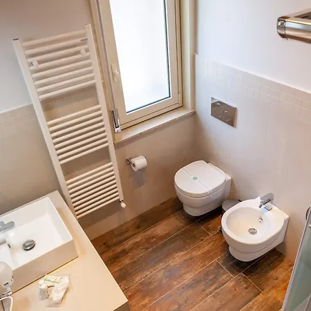 Five Πανσιόν Μπρόλο